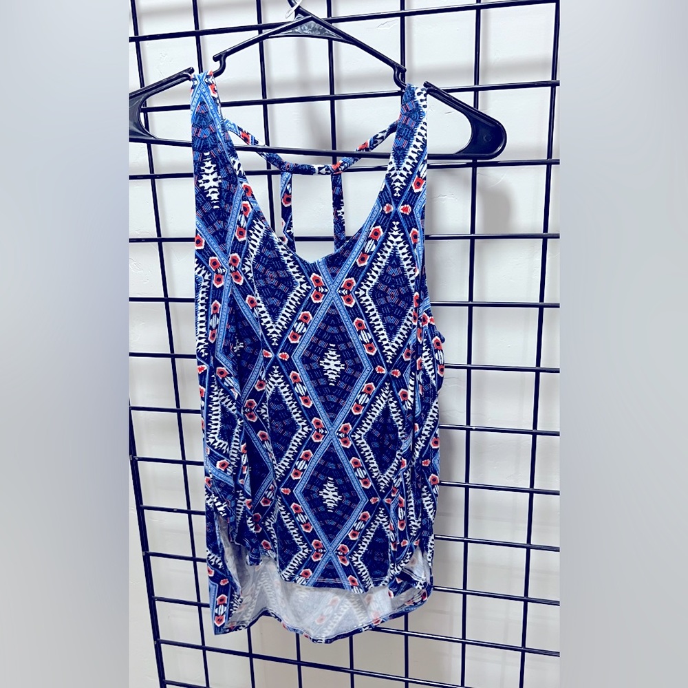 Flowy cutout tank top